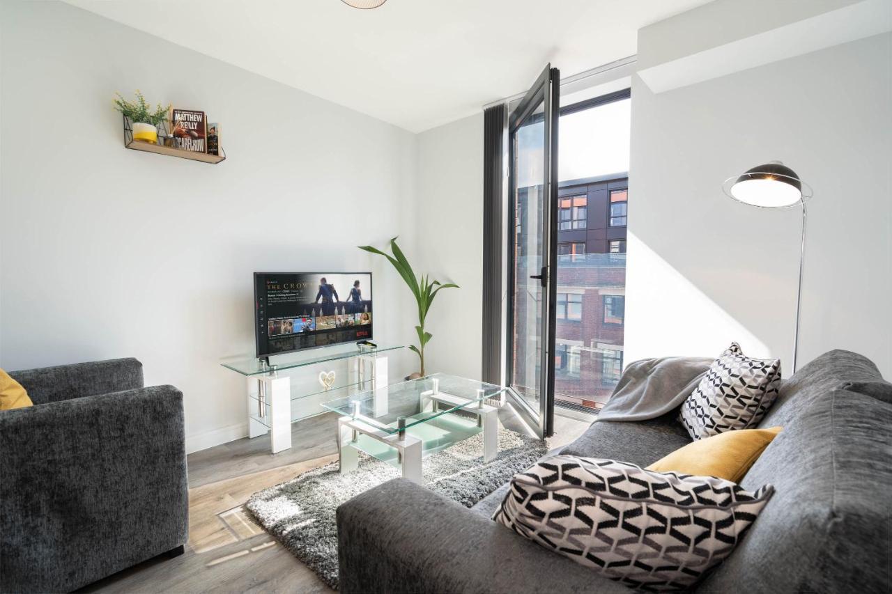 New Build - 2 Bed Snug Modern Apartment - Juliet Balcony - Roof Top Terrace - Digbeth, Birmingham City Centre - Free Netflix & Smart Tv Esterno foto