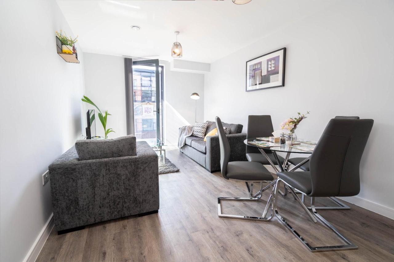 New Build - 2 Bed Snug Modern Apartment - Juliet Balcony - Roof Top Terrace - Digbeth, Birmingham City Centre - Free Netflix & Smart Tv Esterno foto