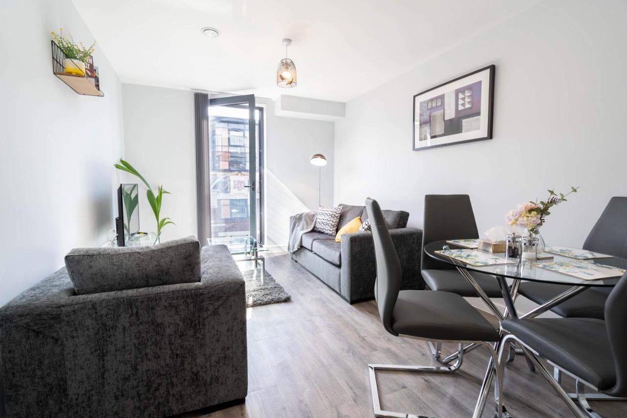 New Build - 2 Bed Snug Modern Apartment - Juliet Balcony - Roof Top Terrace - Digbeth, Birmingham City Centre - Free Netflix & Smart Tv Esterno foto